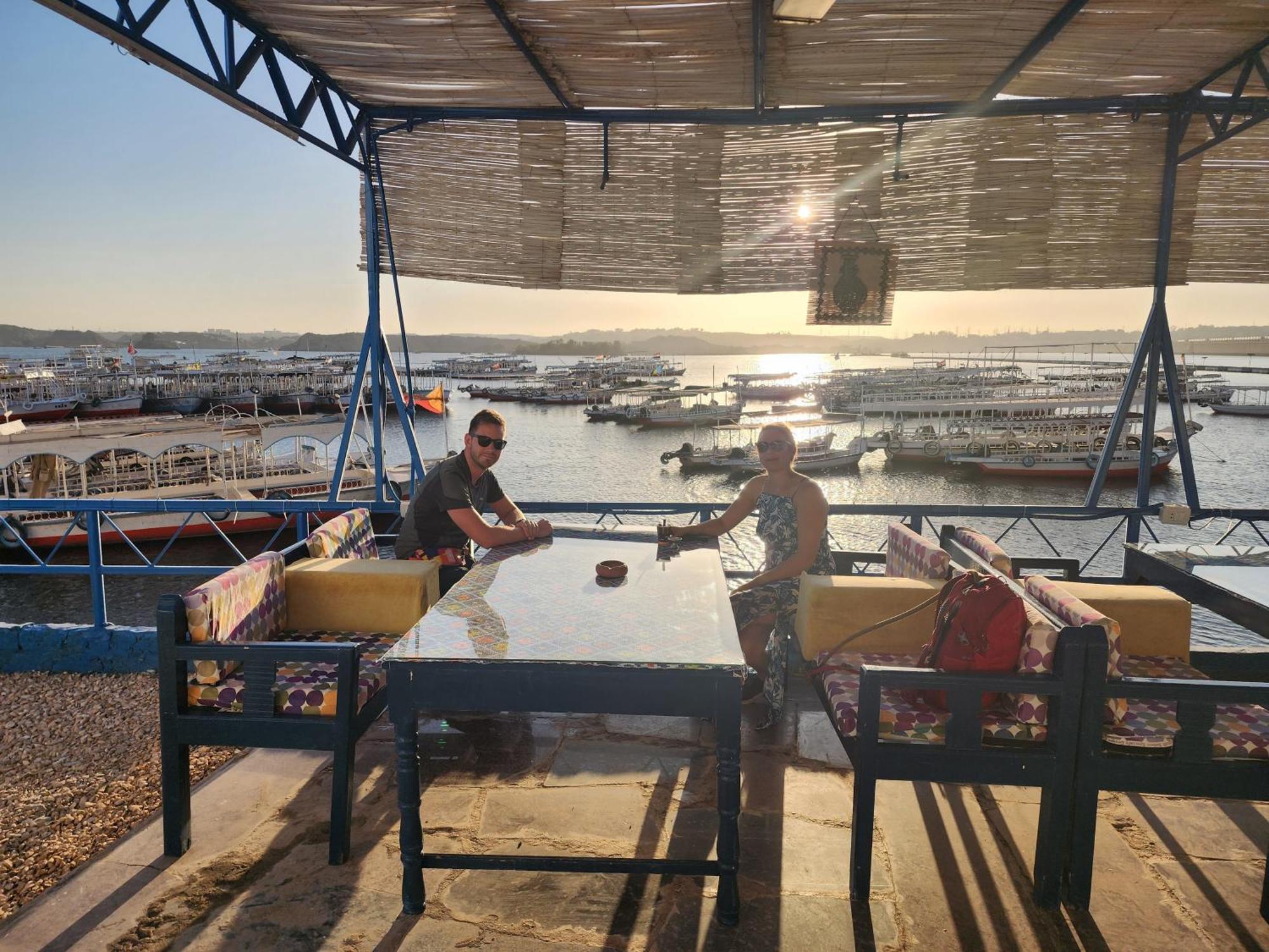 Endo Mando Hotel Aswan Luaran gambar